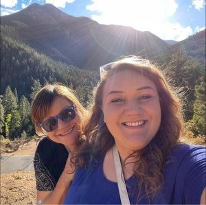 Meet your Posher, Lisa